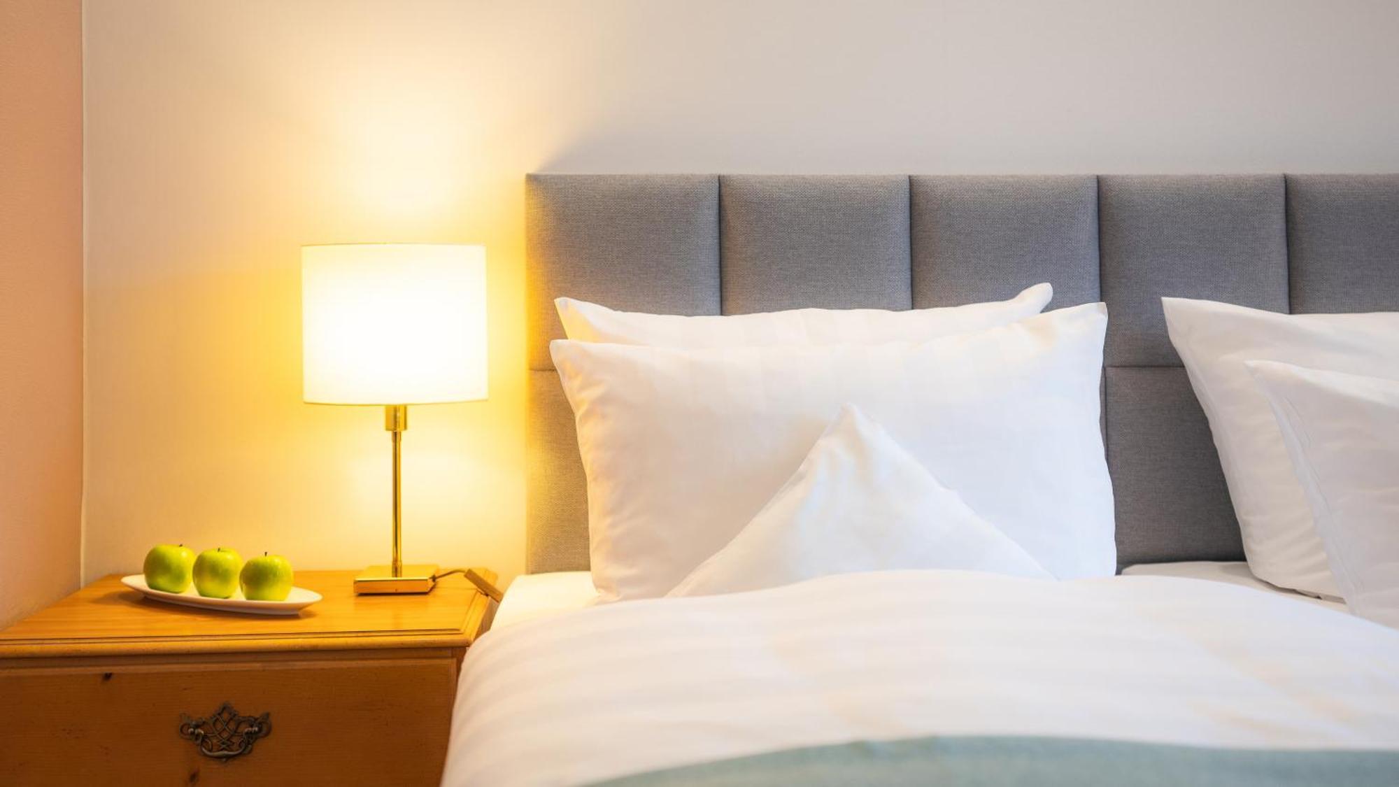 Hotel Zur Post - Ein Rovell Hotel Heringsdorf  Bagian luar foto