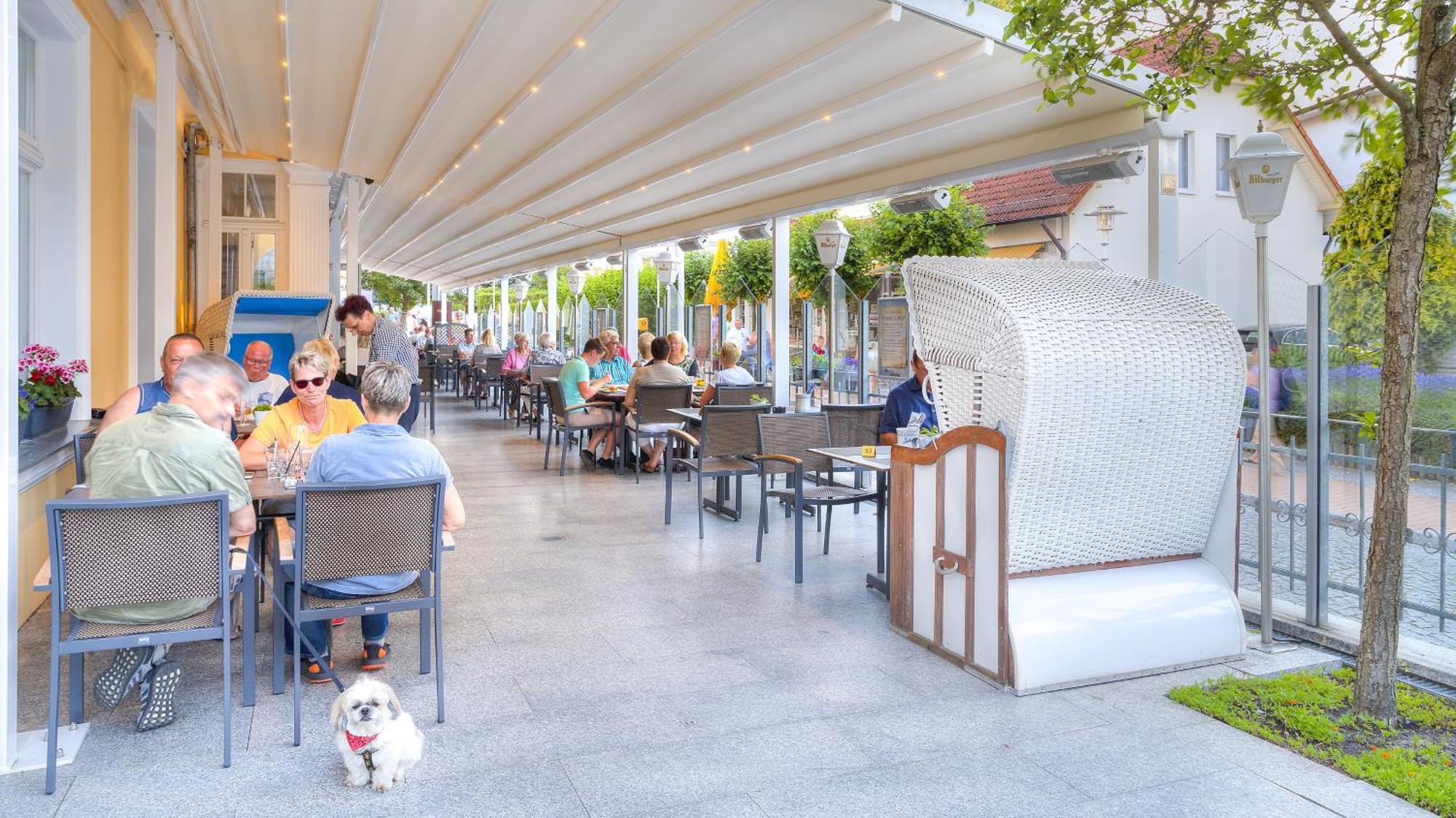 Hotel Zur Post - Ein Rovell Hotel Heringsdorf  Bagian luar foto